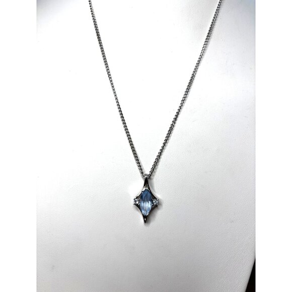 AVON Silver Chain Necklace With Marquise-Cut Blue Gemstone Pendant - Picture 9 of 10